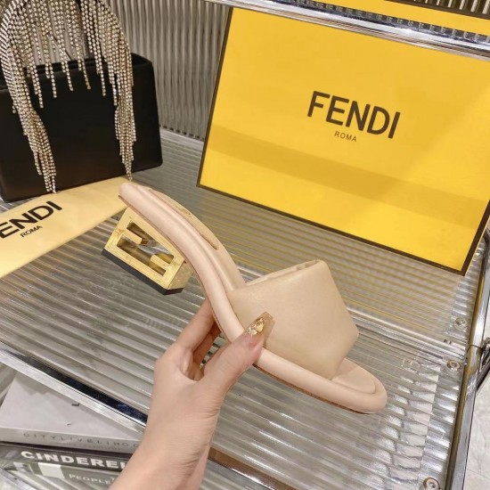 Fendi slippers