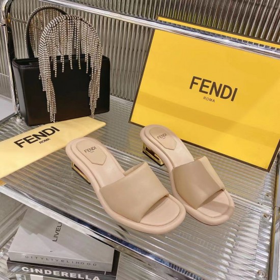 Fendi slippers