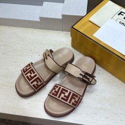 Fendi slippers