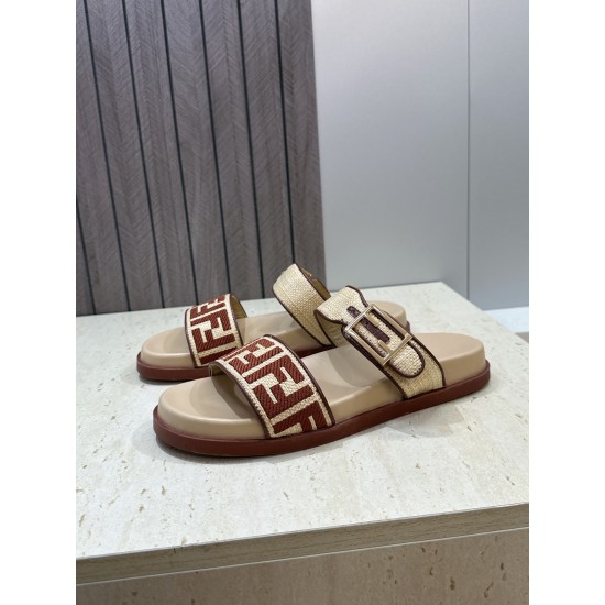 Fendi slippers