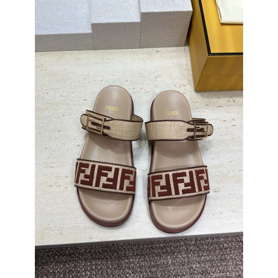 Fendi slippers