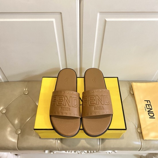 Fendi slippers