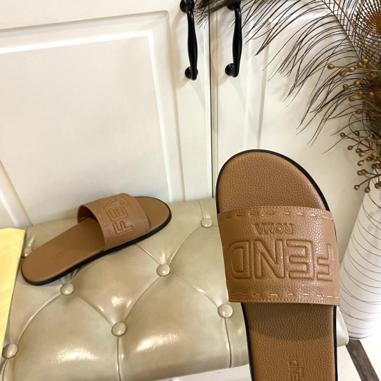 Fendi slippers