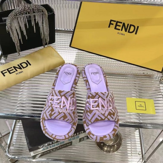 Fendi slippers