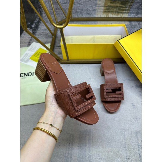 Fendi slippers