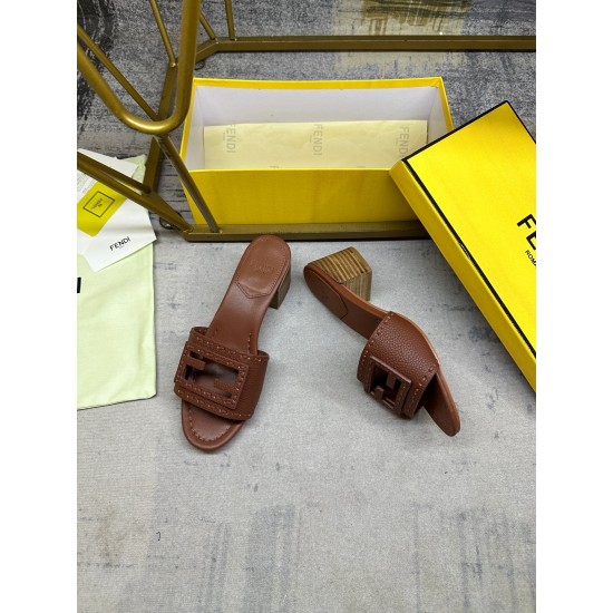 Fendi slippers