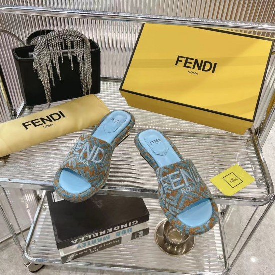 Fendi slippers