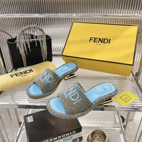 Fendi slippers