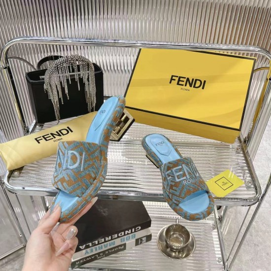 Fendi slippers