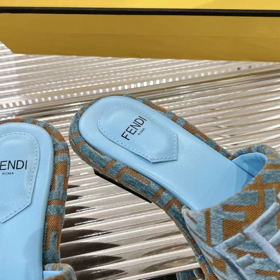Fendi slippers