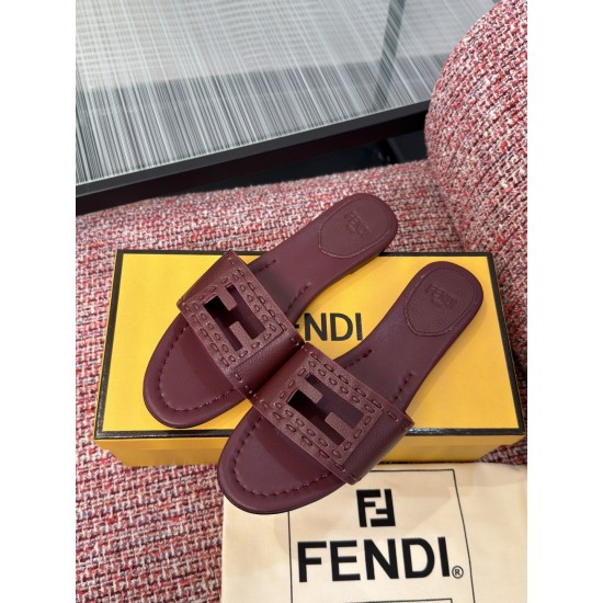 Fendi slippers