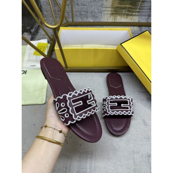 Fendi slippers