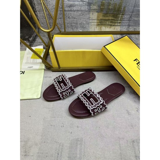 Fendi slippers