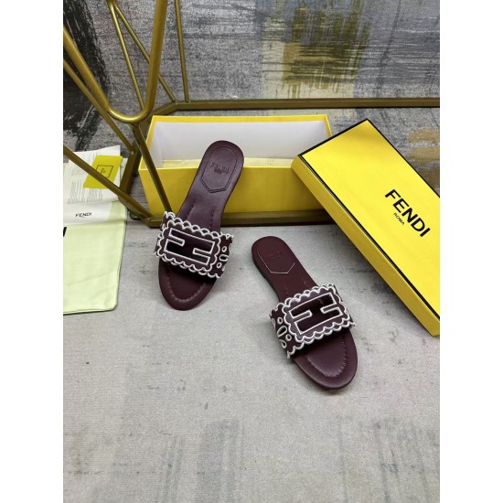 Fendi slippers