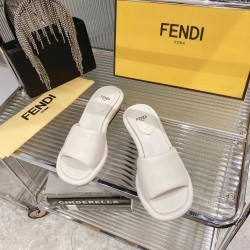Fendi slippers