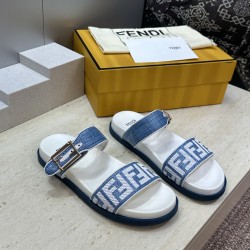 Fendi slippers