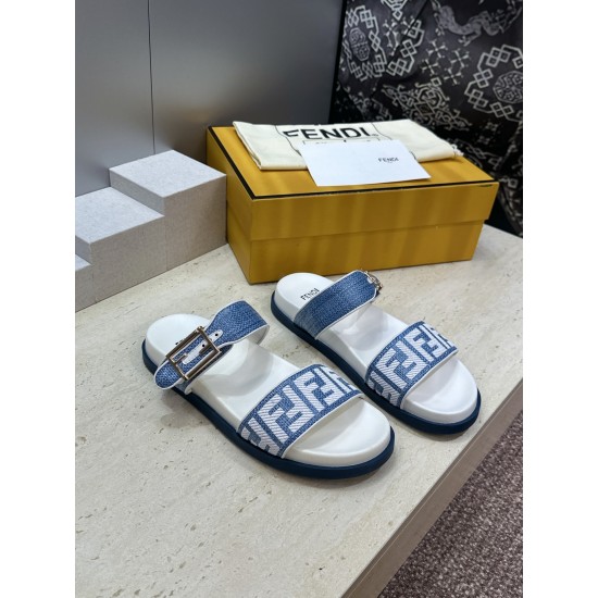 Fendi slippers