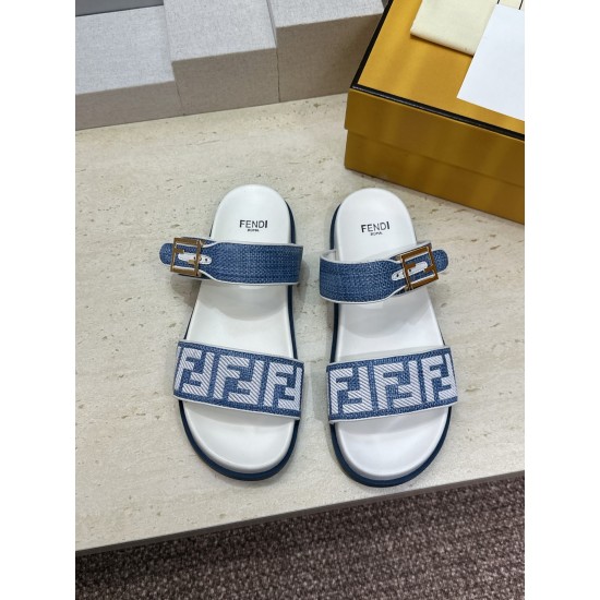 Fendi slippers