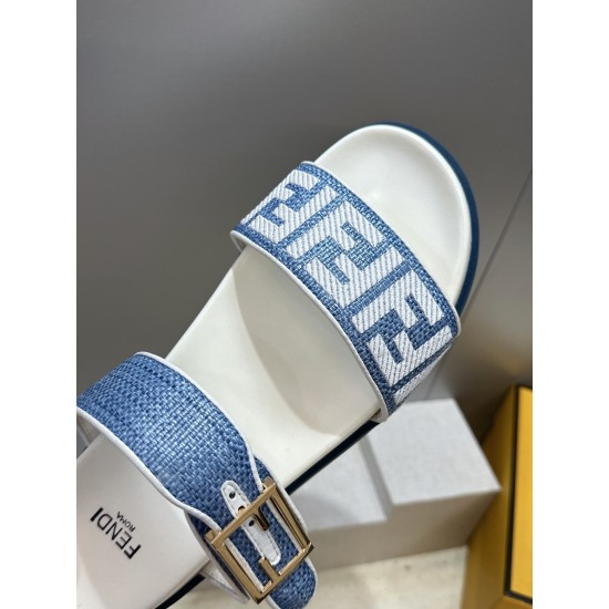 Fendi slippers