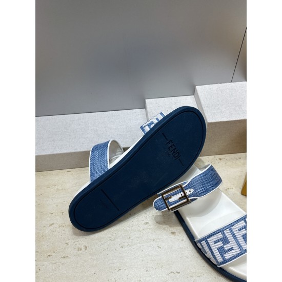 Fendi slippers