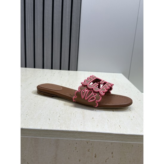 Fendi slippers