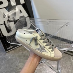 GGDB slippers
