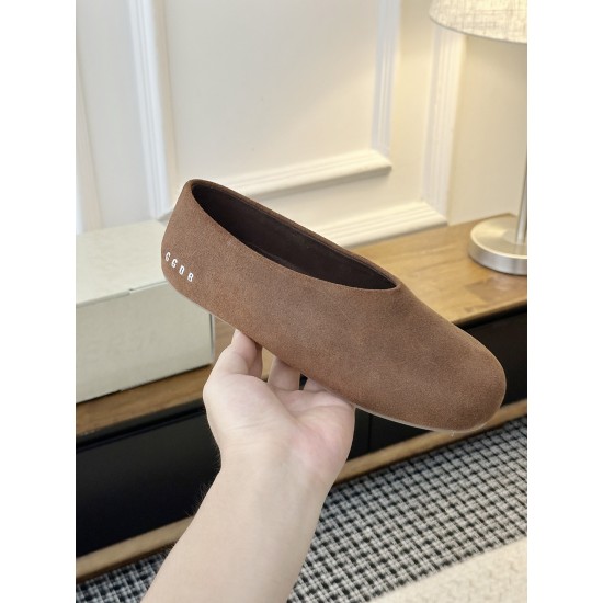 GGDB slippers