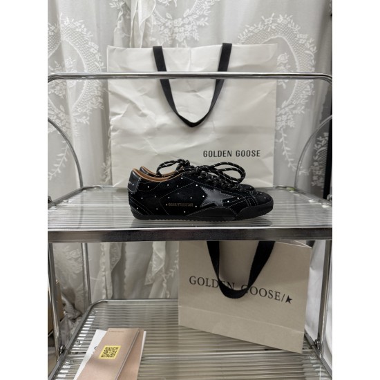 GGDB Shoes Top Quality
Women 35-41
Men 39-45