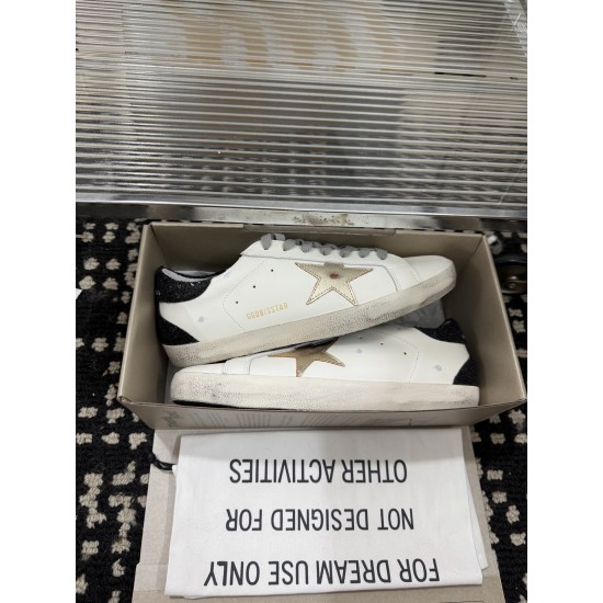 GGDB Shoes Top Quality
Women 35-41
Men 39-45