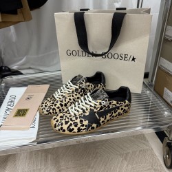 GGDB Shoes Top Quality
Women 35-41
Men 39-45