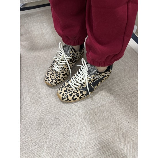 GGDB Shoes Top Quality
Women 35-41
Men 39-45