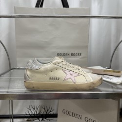 GGDB Shoes Top Quality
Women 35-41
Men 39-45