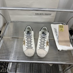 GGDB Shoes Top Quality
Women 35-41
Men 39-45
