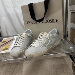GGDB Shoes Top Quality
Women 35-41
Men 39-45