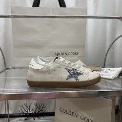 GGDB Shoes Top Quality
Women 35-41
Men 39-45