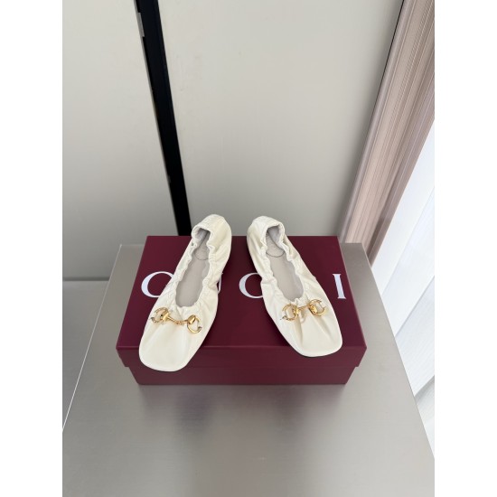 Gucci Fashion shoes Top Quality
Women 35-41