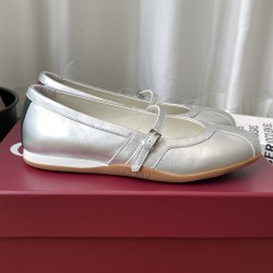 Gucci Fashion shoes Top Quality
Women 35-41