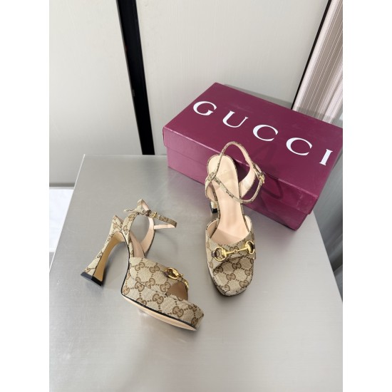 Gucci Fashion shoes Top Quality
Women 35-41