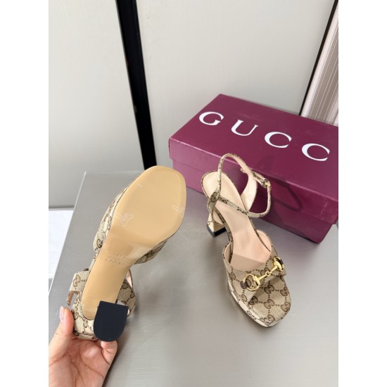 Gucci Fashion shoes Top Quality
Women 35-41