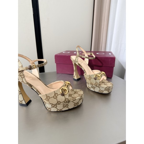 Gucci Fashion shoes Top Quality
Women 35-41