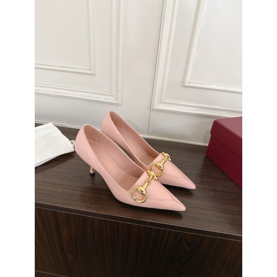 Gucci Fashion shoes Top Quality
Women 35-41