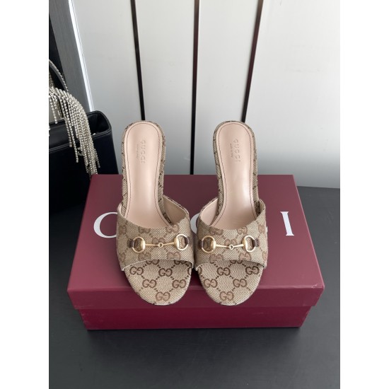 Gucci Fashion shoes Top Quality
Women 35-41