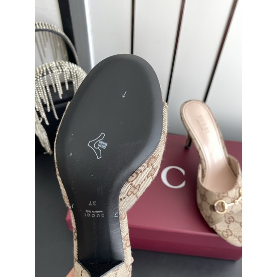 Gucci Fashion shoes Top Quality
Women 35-41