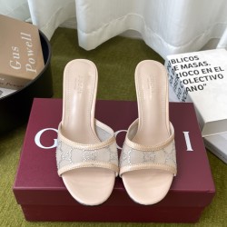 Gucci Fashion shoes Top Quality
Women 35-41