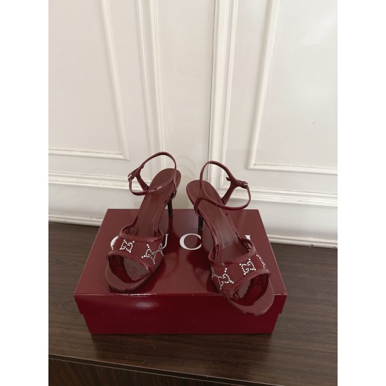 Gucci Fashion shoes Top Quality
Women 35-41