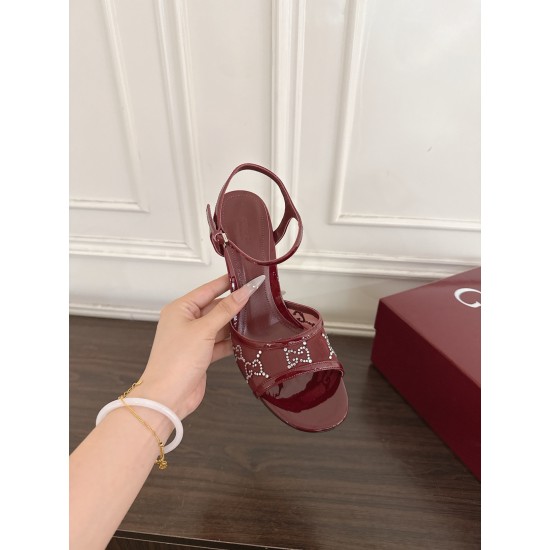 Gucci Fashion shoes Top Quality
Women 35-41