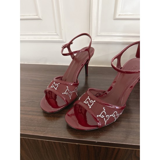 Gucci Fashion shoes Top Quality
Women 35-41