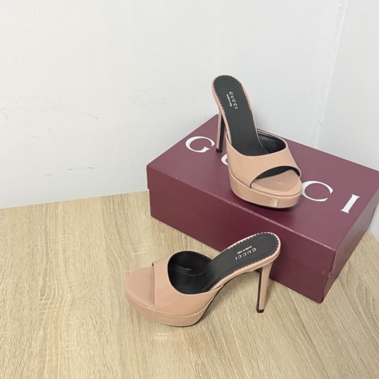 Gucci Fashion shoes Top Quality
Women 35-41