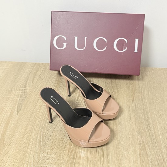 Gucci Fashion shoes Top Quality
Women 35-41