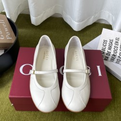 Gucci Fashion shoes Top Quality
Women 35-41